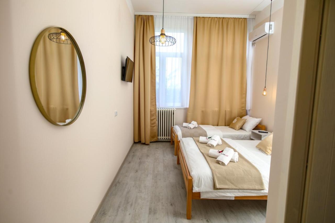 Vila Lola Bela Crkva  Oda fotoğraf